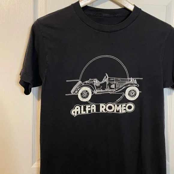 VTG 80s black single stitch tee w/ Alfa Romeo graphic sz M - Picture 2 of 8